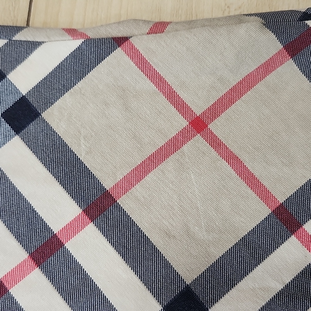 Burberry top - Picture 7 of 14